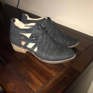 Seychelles so blue boot